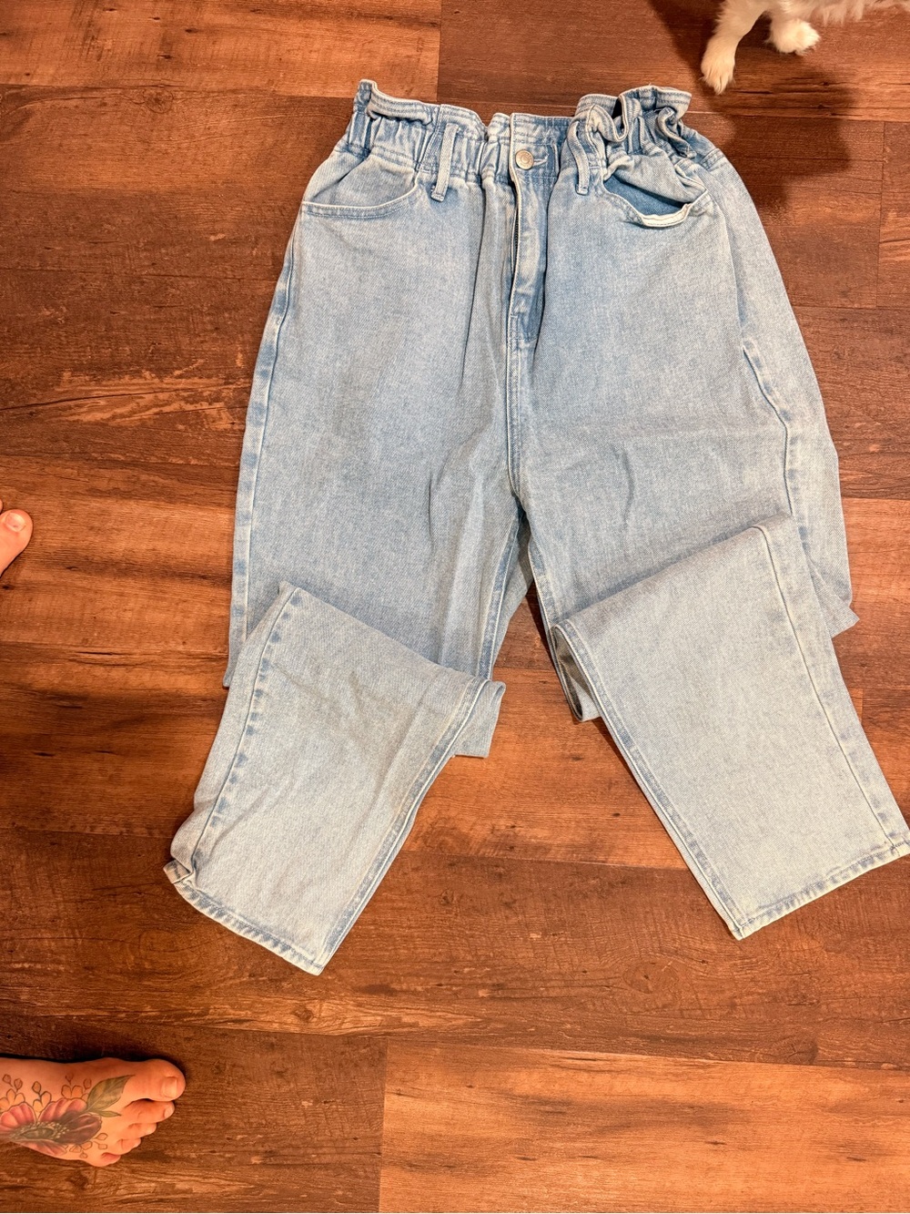 PacSun Light Wash Paperbag Waist Mom Jean Straight Leg